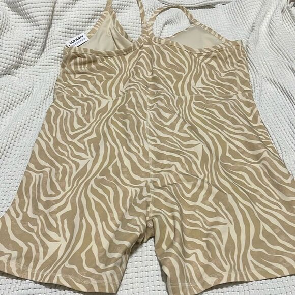 NWT- Old Navy- 3X. PowerSoft Bodysuit - Picture 2 of 7